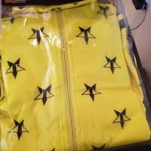 Jeffree star yellow tracksuit
